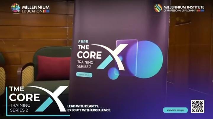 Building a Digitally Skilled Workforce through Innovation and Hands-On Learning 1 4 5
